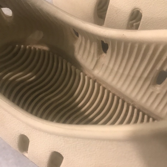 Fiataa Rubber Slip On Shoes Womens 9.5 Beige Waterproof Casual Comfort Festival - Picture 4 of 7